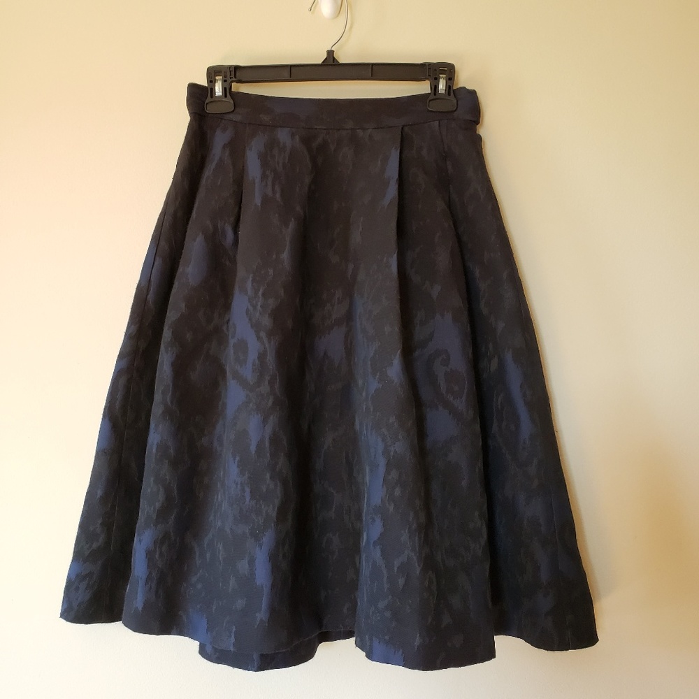 H&M Brocade Damask Midi Full Skirt w/Buckle Size 6